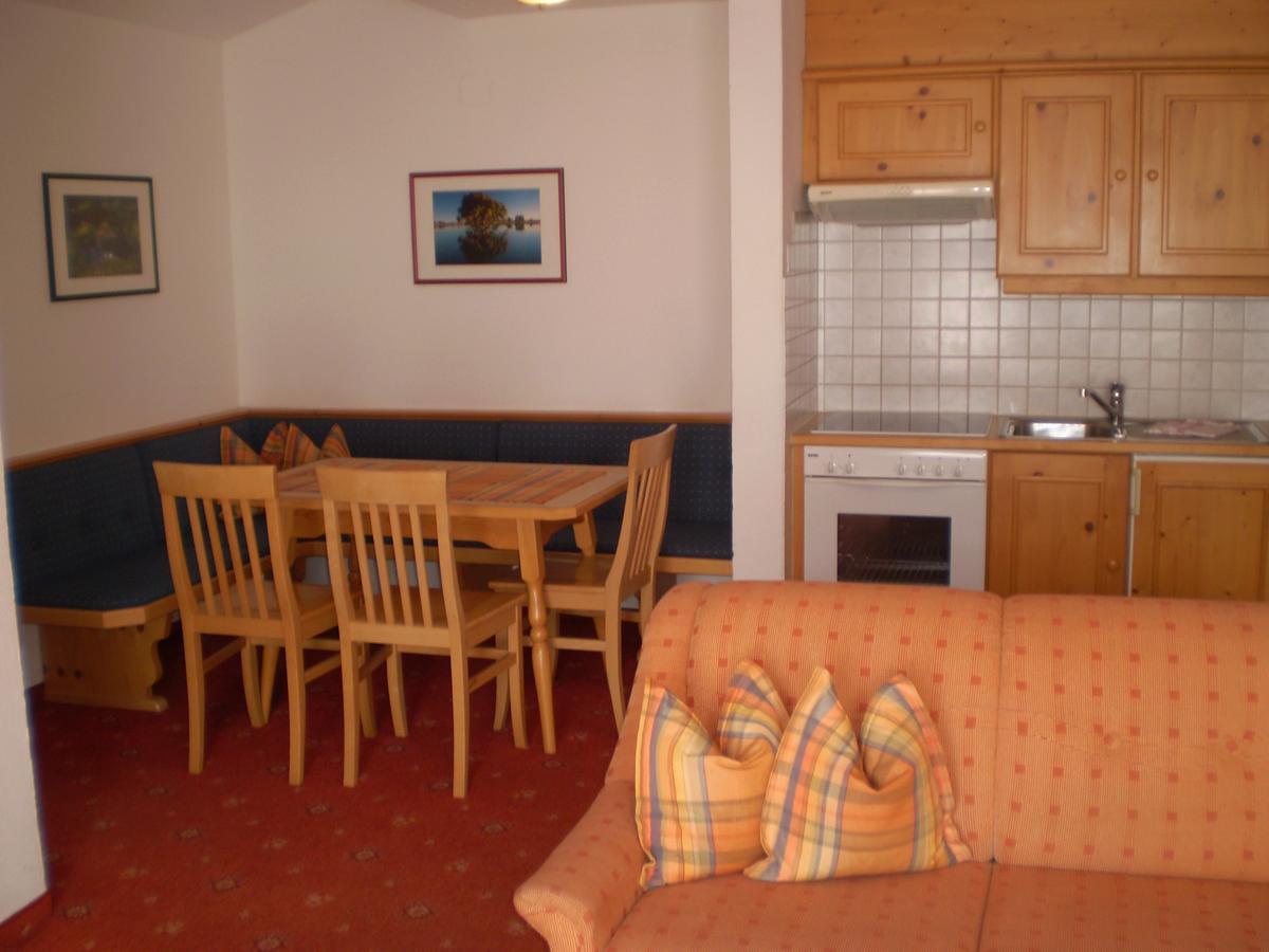 Apart Hotel Garni Strasser Zell am Ziller Kültér fotó