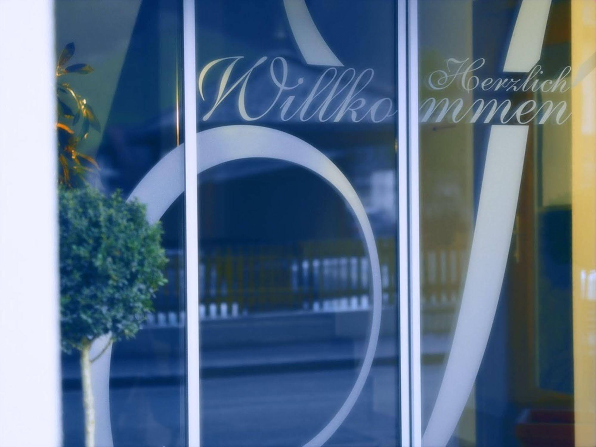 Apart Hotel Garni Strasser Zell am Ziller Kültér fotó
