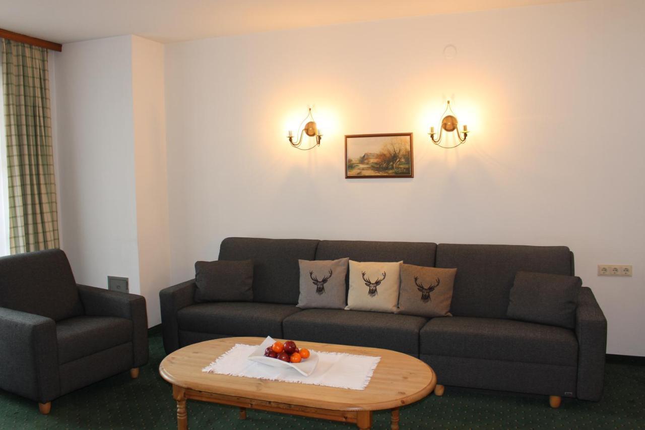 Apart Hotel Garni Strasser Zell am Ziller Kültér fotó