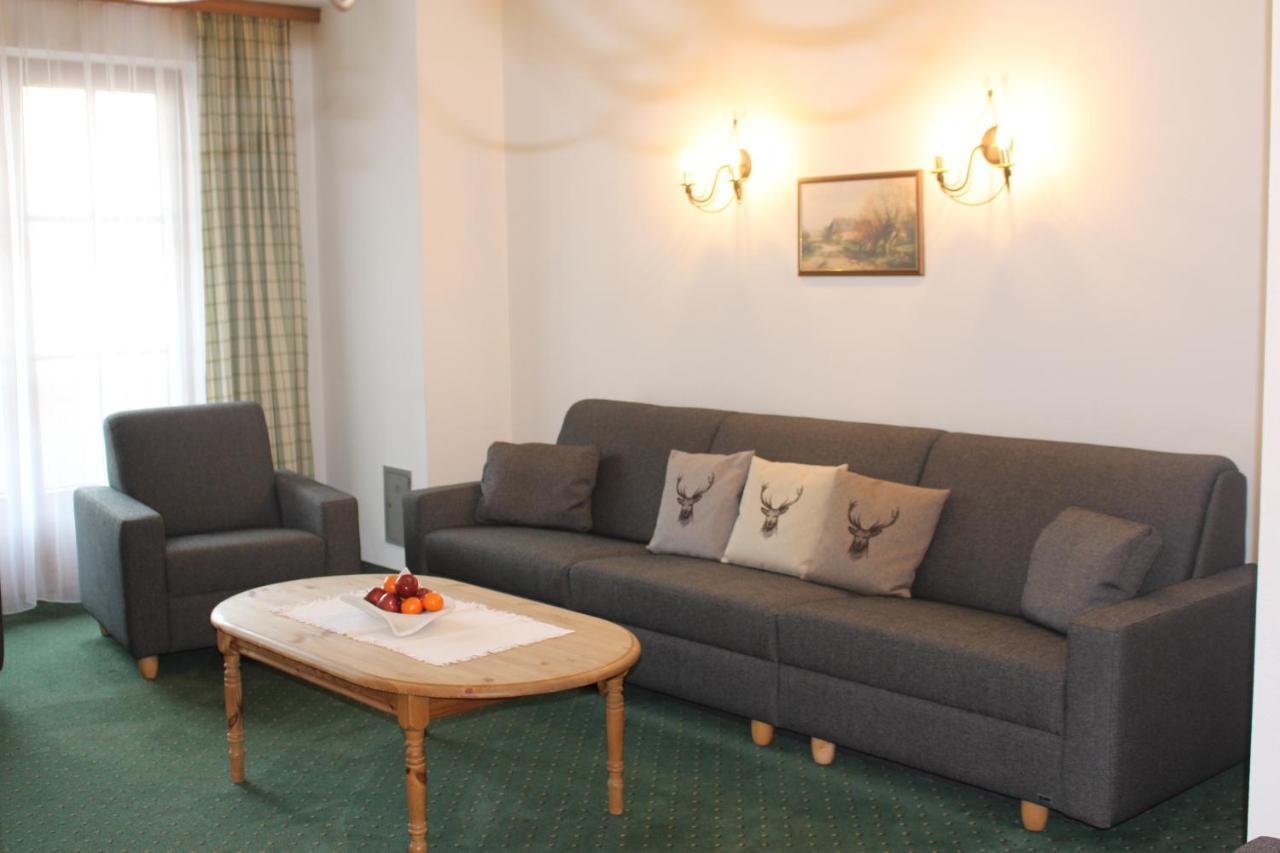Apart Hotel Garni Strasser Zell am Ziller Kültér fotó